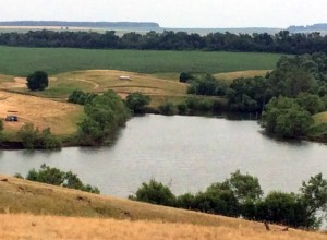 Уникальное предложение: Земельный участок с озером.